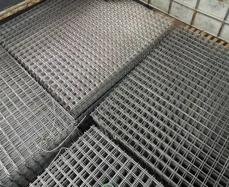 Hàng Rào Lưới Thép D4 / D5 / D6: Bảng Báo Giá Và Thông Số Kỹ Thuật Chi Tiết Nhất